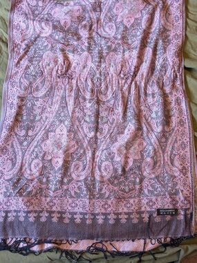 Pink Paisley Pashmina Scarf